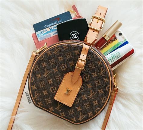 baguette bags louis vuitton|circular louis vuitton bag.